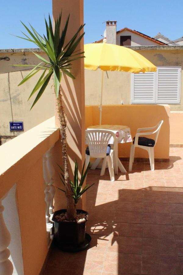 Apartman Tisno Bagian luar foto