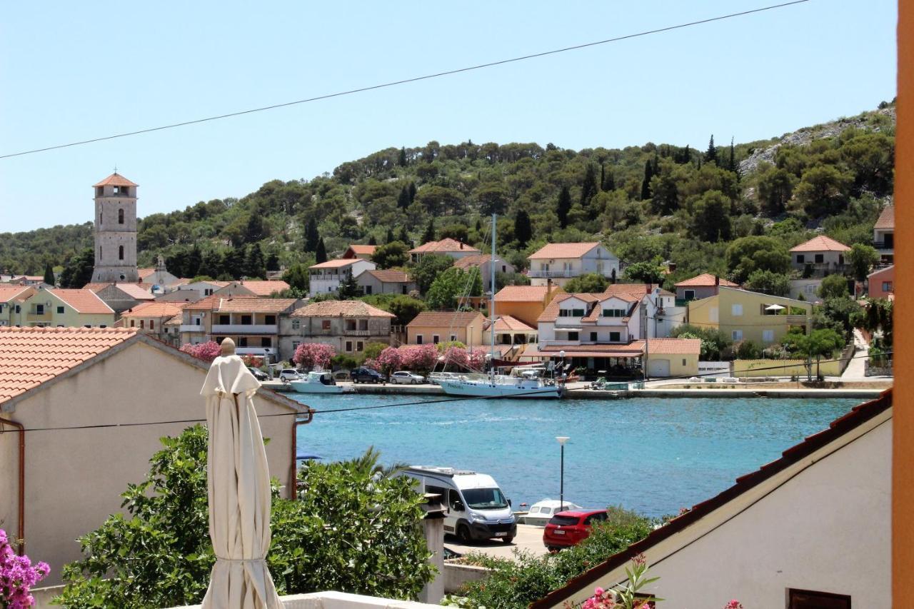 Apartman Tisno Bagian luar foto