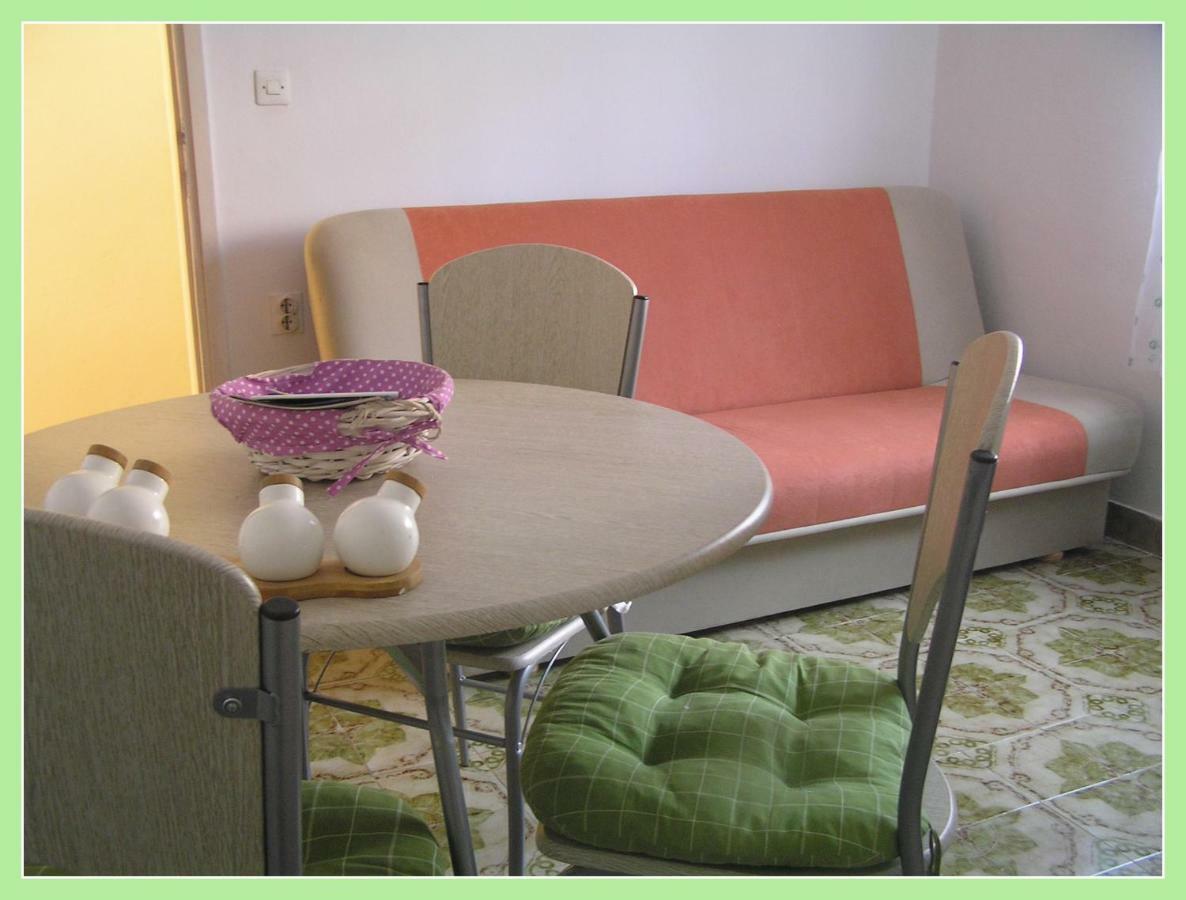 Apartman Tisno Bagian luar foto