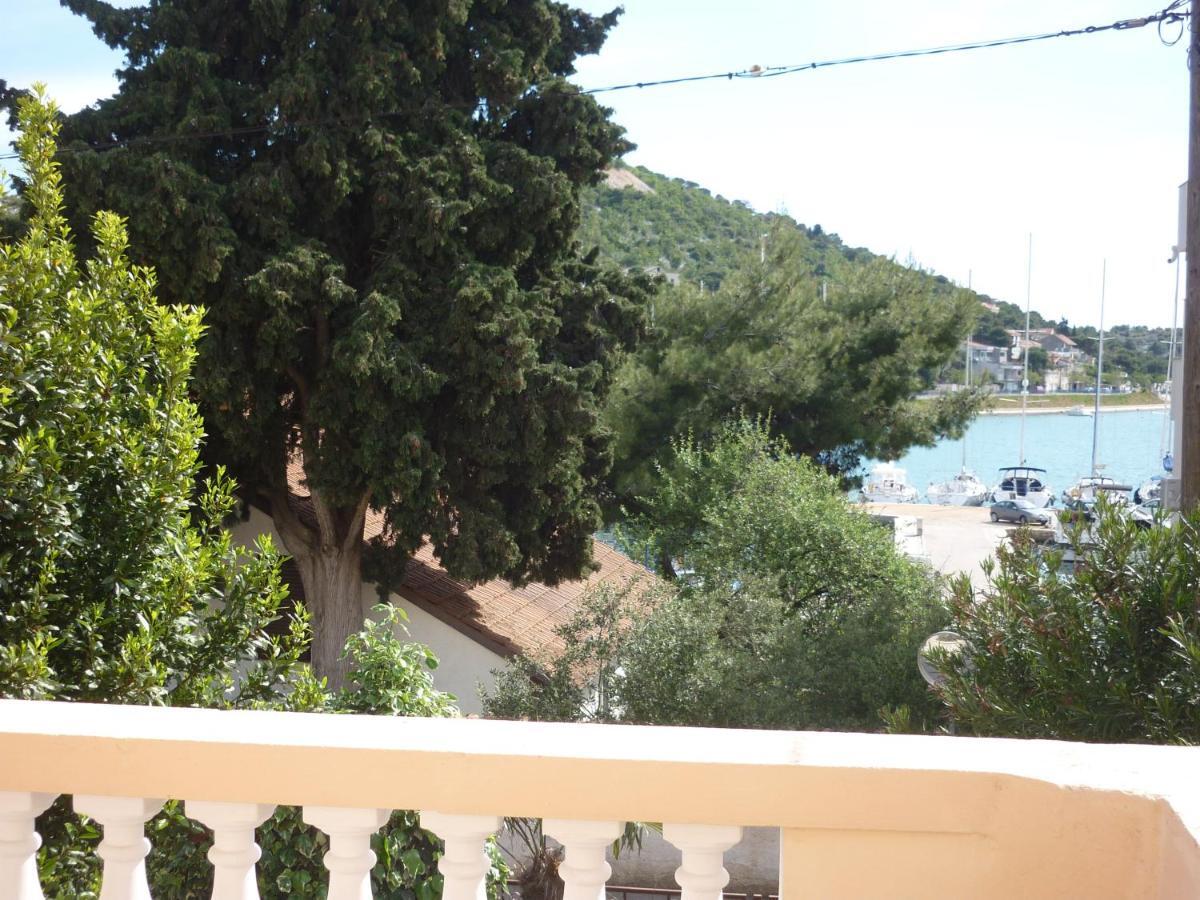 Apartman Tisno Bagian luar foto